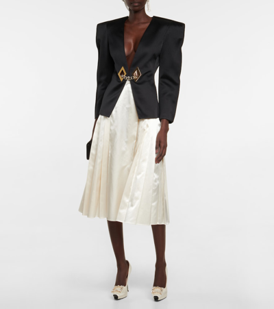 Roger Vivier Flower Strass Satin Platform Pumps In Panna