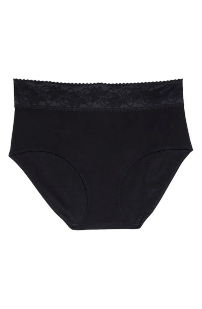 Wacoal Comfort Touch Lace-trim Briefs In Black