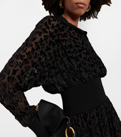 天鹅绒烧花中长连衣裙