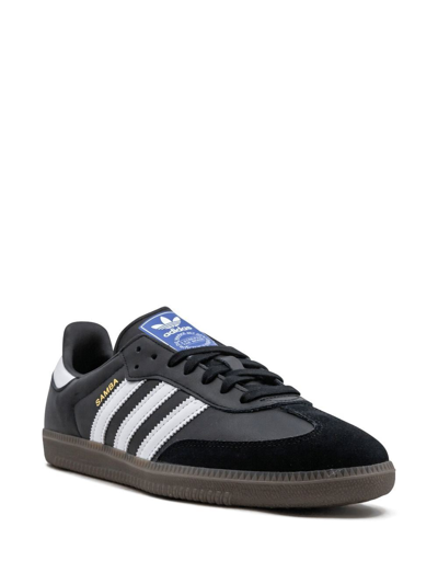 Adidas Originals Samba Classic Low-top Sneakers In White/black/gum