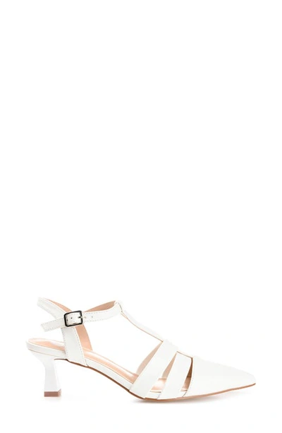 Journee Collection Jazlynn Pump In White