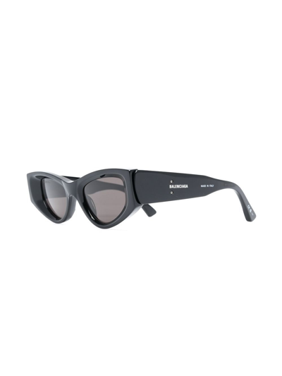 Balenciaga Cat-eye Frame Sunglasses In Black