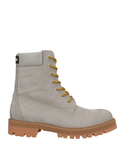 Shop Vetements Ankle Boots In Light Grey
