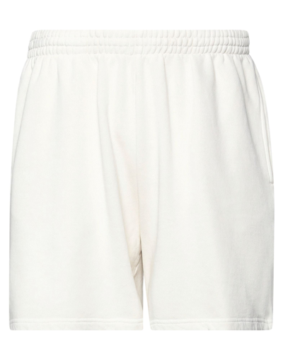 Shop John Elliott Man Shorts & Bermuda Shorts Ivory Size 5 Cotton In White