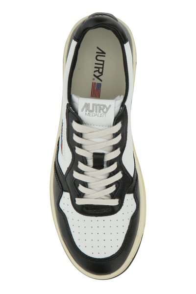 Autry 'medalist' White And Black Low Top Sneakers With Logo Patch In Multi