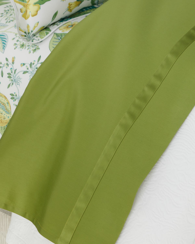 Matouk Nocturne 600 Thread Count Flat Sheet In Grass