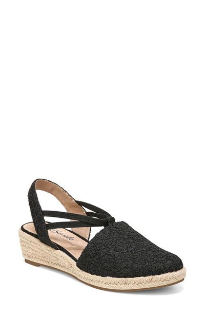 Lifestride Katrina 2 Womens Cushioned Footbed Canvas Wedge Sandals In Black Floral