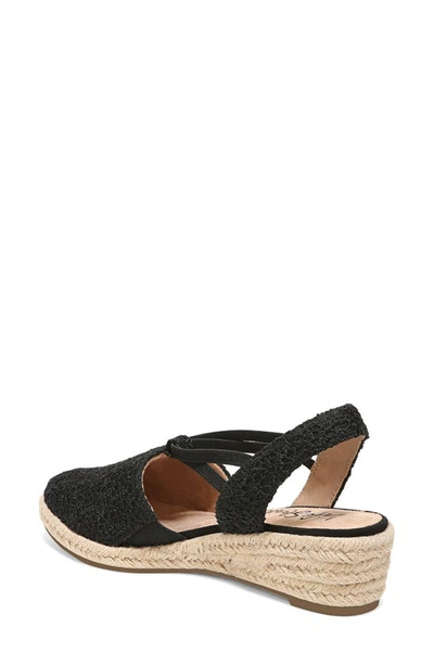 Lifestride Katrina 2 Womens Cushioned Footbed Canvas Wedge Sandals In Black Floral