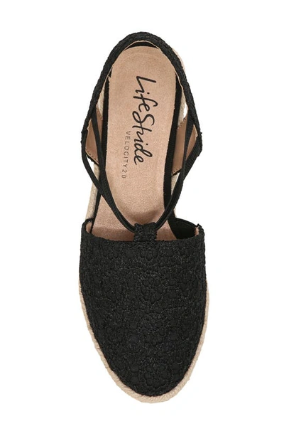 Lifestride Katrina 2 Womens Cushioned Footbed Canvas Wedge Sandals In Black Floral