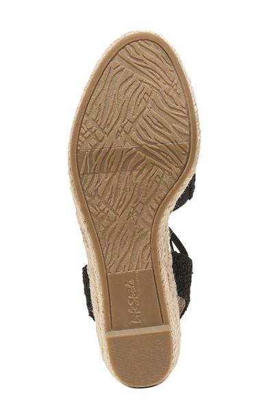 Lifestride Katrina 2 Womens Cushioned Footbed Canvas Wedge Sandals In Black Floral