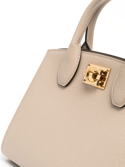 Ferragamo The Studio Box Small Leather Handbag In 中性色