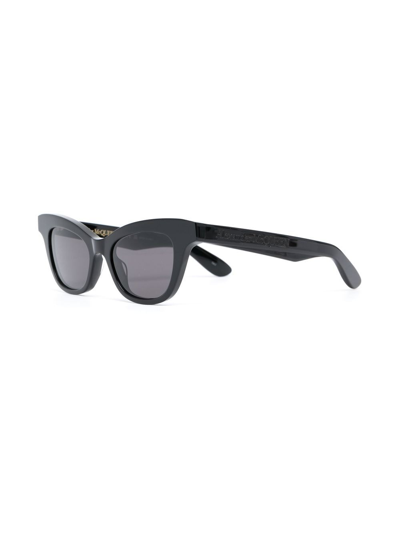 Alexander Mcqueen Tinted Lens Cat Eye Sunglasses In Black