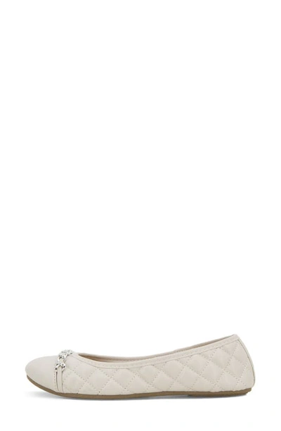 Shop Unionbay Diana Chain Quilted Flat In Ivory