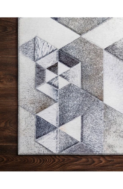 Loloi Maddox Collection Rug In Grey / Ivory