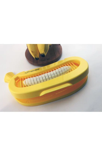 Berghoff Cooknco Bamboo Banana Hanger And Cutter Set In Multi
