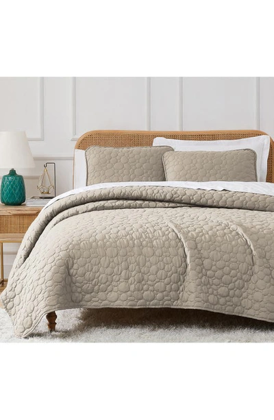 Southshore Fine Linens Pebble Embroidered Microfiber Oversize Quilt Set In Sandy Taupe