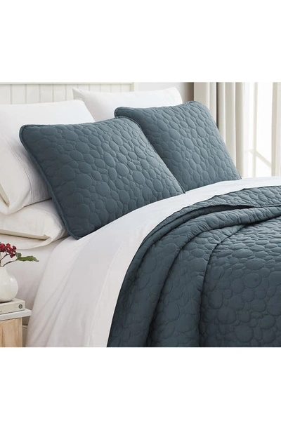 Southshore Fine Linens Pebble Embroidered Microfiber Oversize Quilt Set In Blue Mirage
