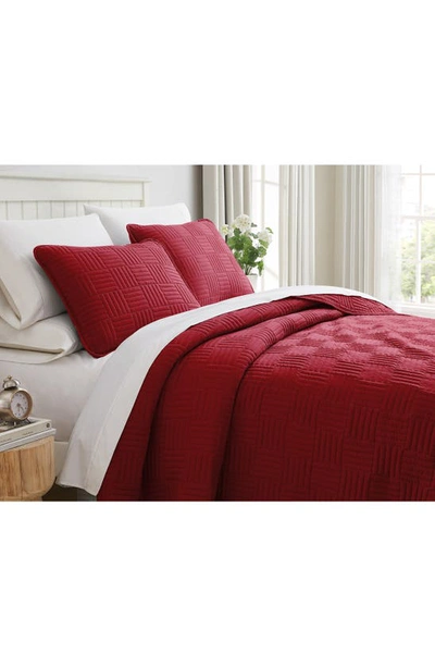 Southshore Fine Linens Grid Oversized Quilt Set In Red
