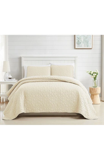 Southshore Fine Linens Pebble Embroidered Microfiber Oversize Quilt Set In Cream