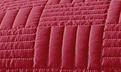 Southshore Fine Linens Grid Oversized Quilt Set In Red