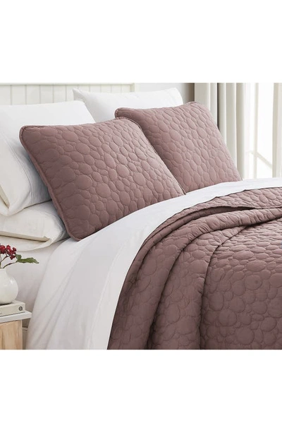 Southshore Fine Linens Pebble Embroidered Microfiber Oversize Quilt Set In Muted Mauve