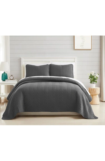Southshore Fine Linens Chevron Quilt Set In Slate