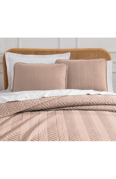 Southshore Fine Linens Chevron Quilt Set In Rose Dust