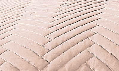 Southshore Fine Linens Chevron Quilt Set In Rose Dust