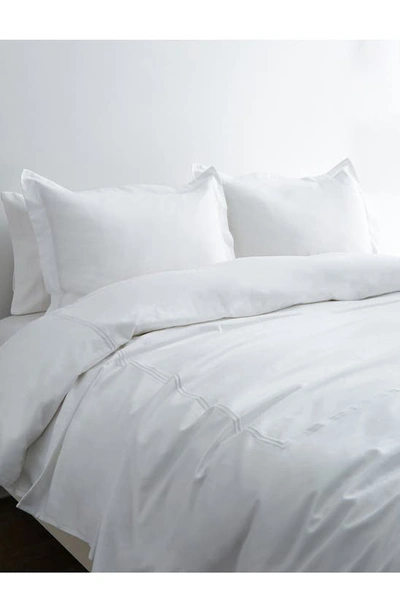 Melange King 600 Thread Count Cotton 2 Stripe Embroidered Duvet Set In White/white