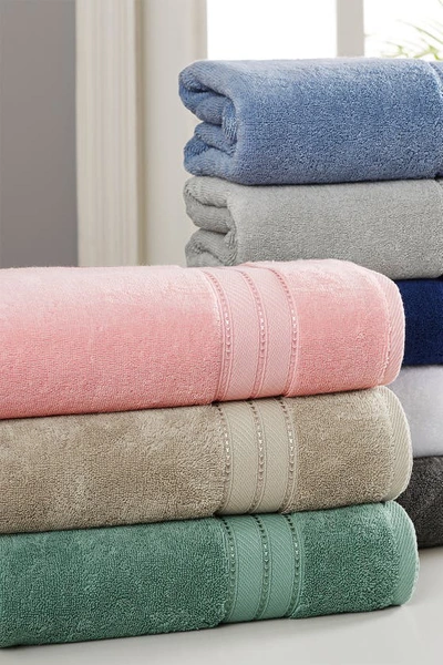 Modern Threads Set Of 4 Spunloft Bath Towels In Eucalyptus