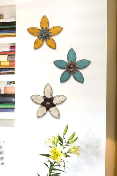 Shop Stratton Home Decor Yellow/teal Antique Flower Wall Decor