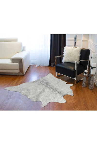 Luxe Grey Faux Cowhide Rug In Grey