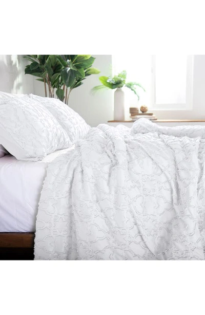 Southshore Fine Linens Jaquard Comforter Set In White