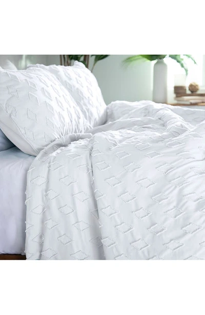 Southshore Fine Linens Delta Clipped Jacquard Duvet Cover Set In White