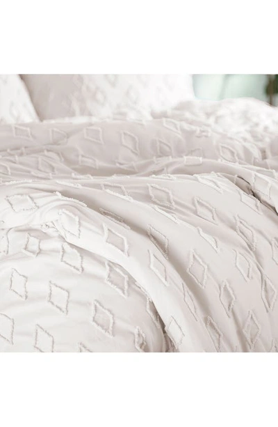 Southshore Fine Linens Delta Clipped Jacquard Duvet Cover Set In Bone