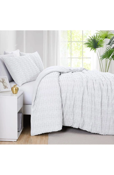 Southshore Fine Linens Bali Clipped Jacquard Duvet Cover Set In White