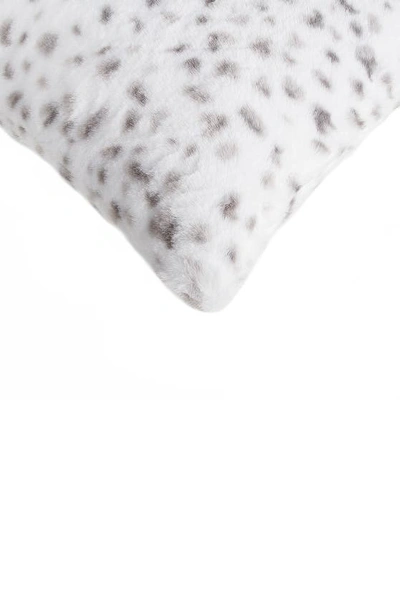 Shop Luxe Belton Snow Leopard Faux Fur 2-pack Pillows