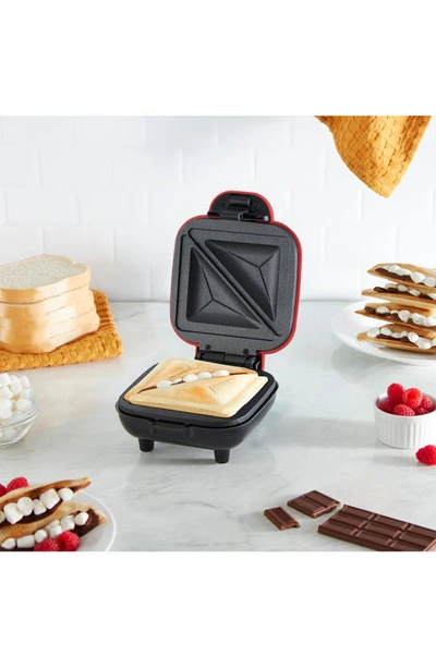 Dash Pocket Sandwich Maker In Red