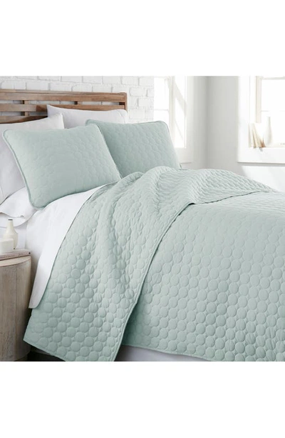 Southshore Fine Linens Ultra-soft Oversized Quilt Set In Hint Of Green