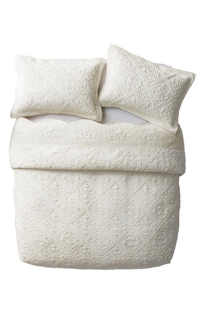 Vcny Home Westland Quilted Plush Bedspread Set In Ivory