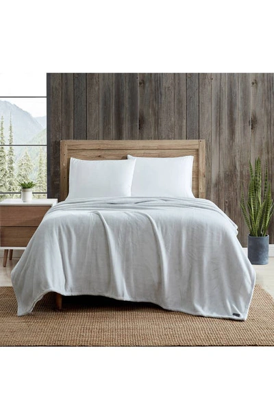 Eddie Bauer Bi-color Premium Plush Fleece Throw Blanket In Pebble