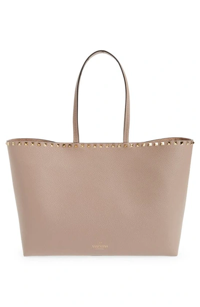 Shop Valentino Rockstud Leather Tote In Poudre Pink