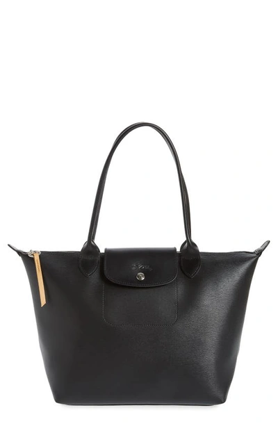 Shop Longchamp Medium Le Pliage Shoulder Tote In Black