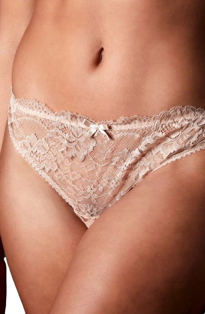 Journelle Isabel Thong In Amande
