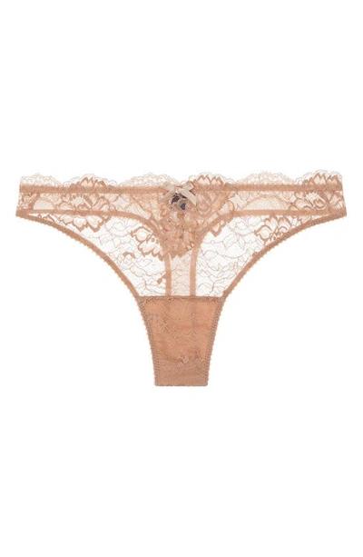 Journelle Isabel Thong In Amande