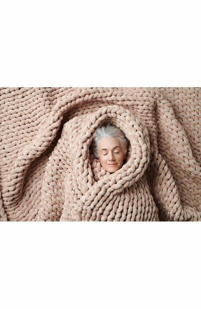 Shop Bearaby Knit Velvet Weighted Blanket In Rose Quartz