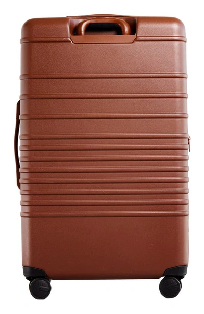 Beis The 29-inch Rolling Spinner Suitcase In Maple
