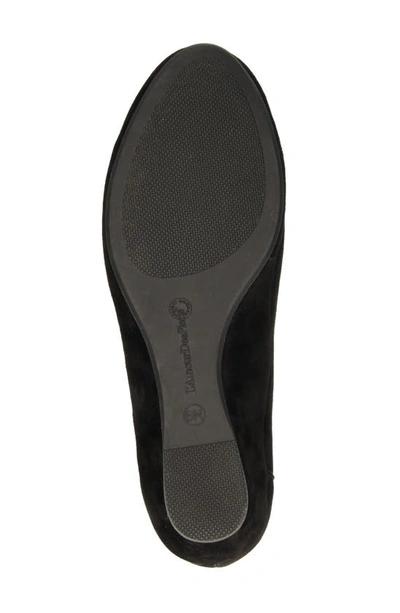 L'amour Des Pieds Bellara Round Toe Pump In Black