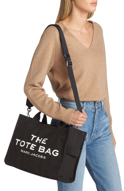 Marc Jacobs Small Traveler Canvas Tote In Black