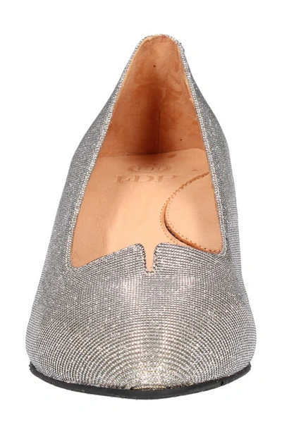 L'amour Des Pieds Kavan Pump In Pewter